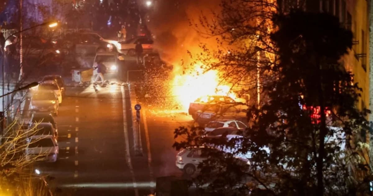 En compania de el fin de investigar las protestas genera escepticismo sobre su credibilidad, la creación de una comisión impulsada por Irán