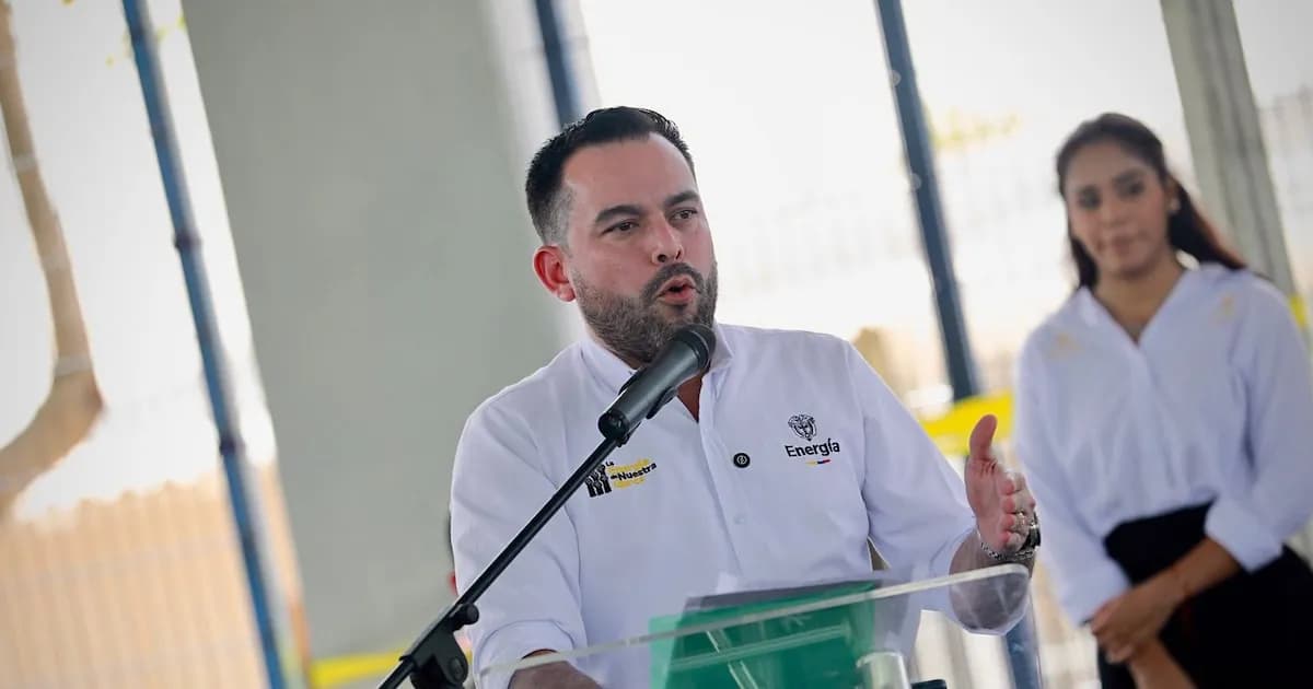 Ministro de Minas llama a diálogo entre sindicato y Electrificadora de Santander