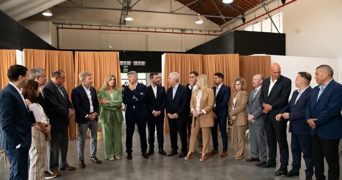 Crisis financiera: Intendentes enfrentan recortes y desafíos por el aguinaldo en todo el país