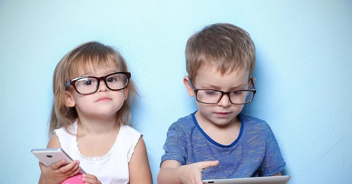 El impacto del tiempo frente a pantallas en el desarrollo de niños en edad preescolar