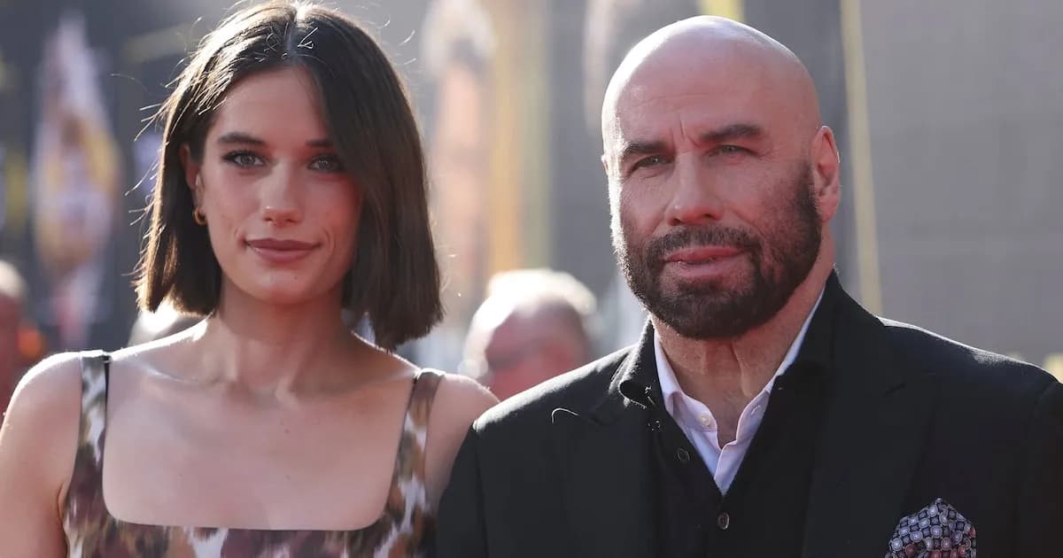 John Travolta celebra a su hija Ella Bleu en los Fashion Trust U.S. Awards 2026