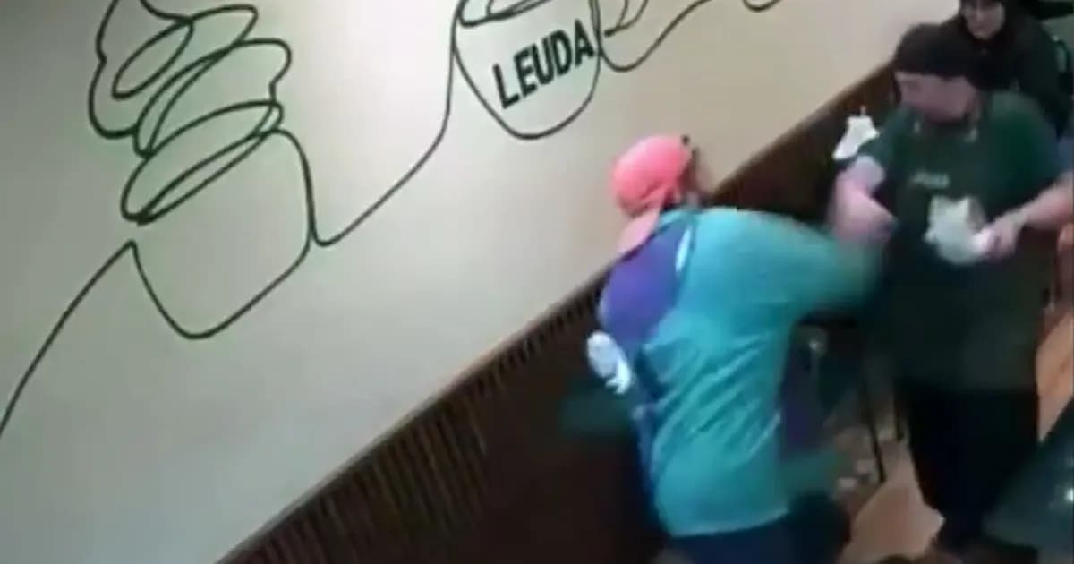 Violencia en un bar de Rosario: un cliente agredió a una moza tras negarse a pagar