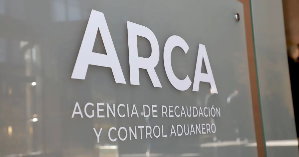 El Gobierno enfrenta recortes de gasto tras la baja de impuestos