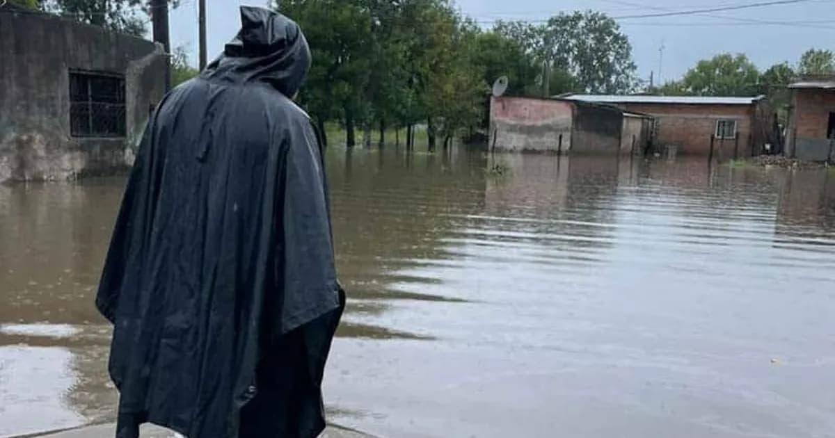 Tucumán enfrenta una crisis hídrica: tragedia y solidaridad tras el temporal