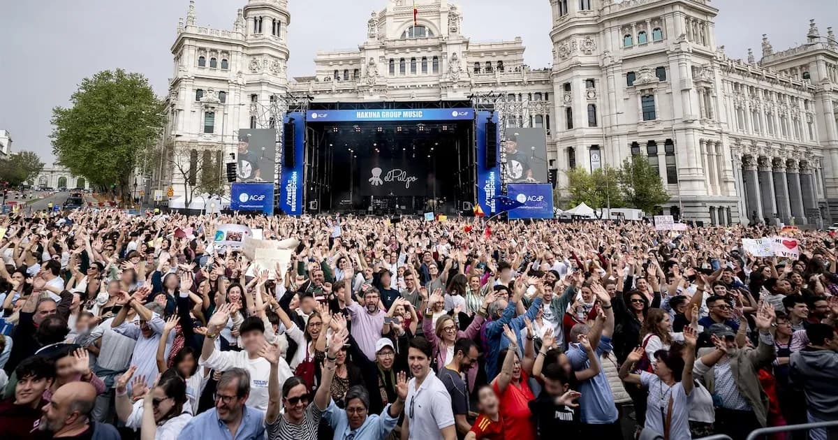 Cibeles se llena de fe con la IV Fiesta de la Resurrección: 85.000 asistentes celebran la vida