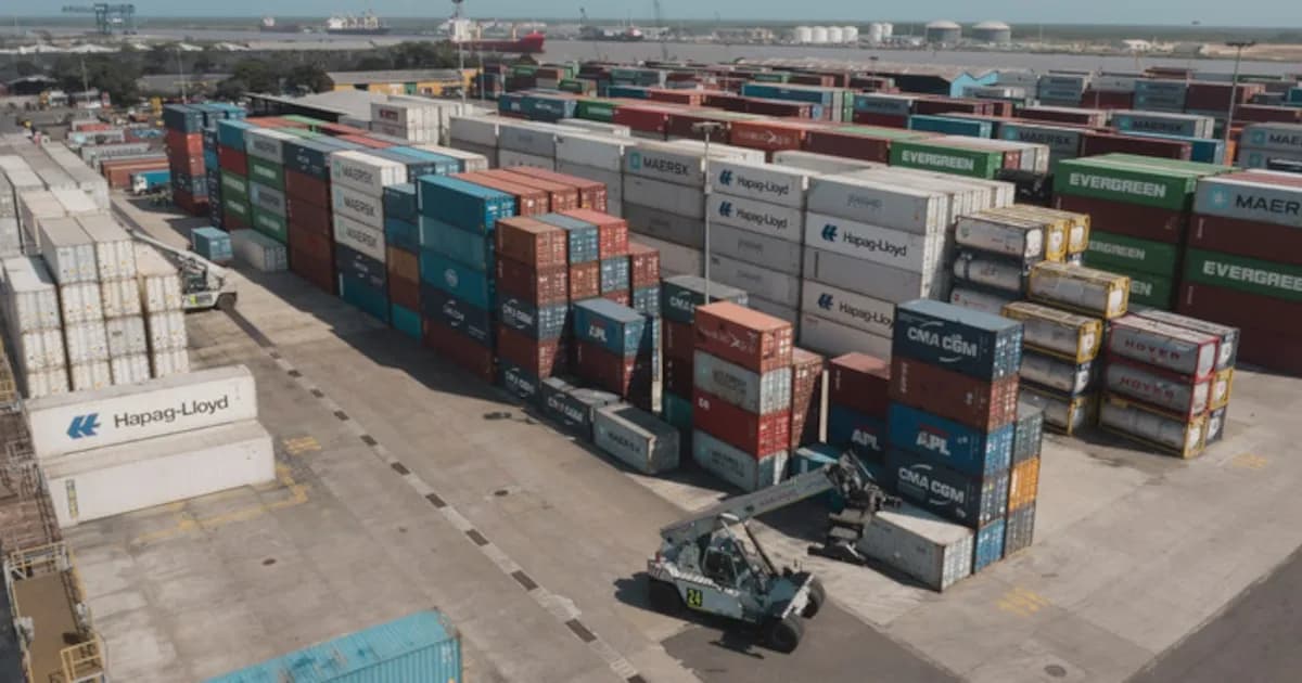 Gustavo Petro insta a los colombianos en el exterior a invertir en su país y evitar intereses