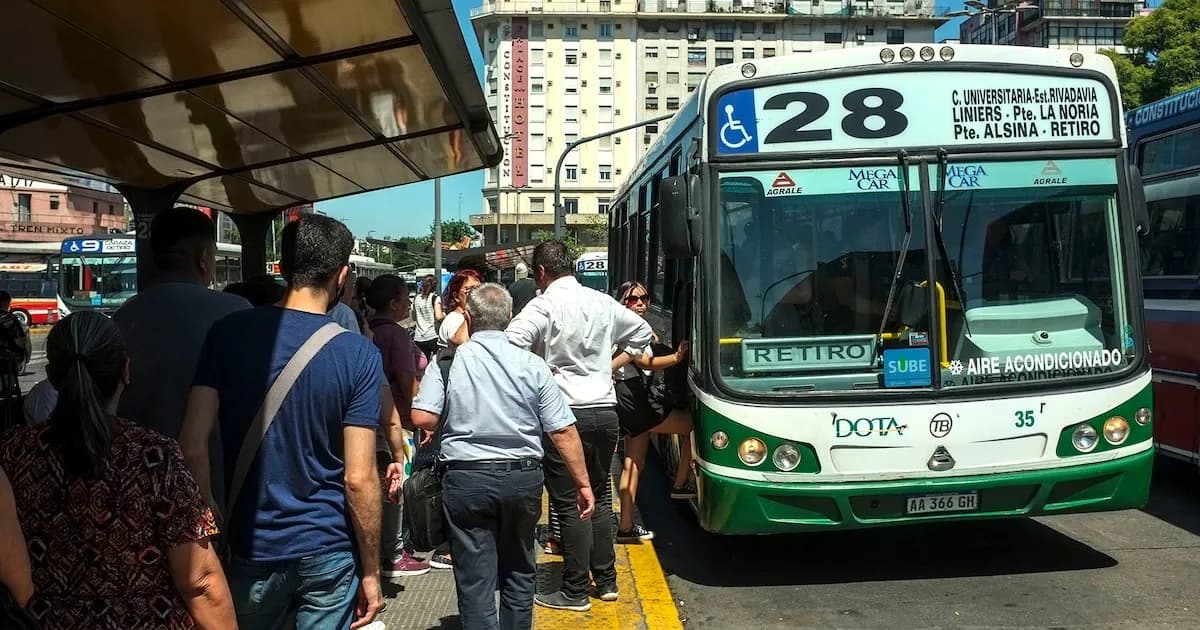 Crisis en el transporte público: empresas de colectivos esperan respuestas del gobierno bonaerense