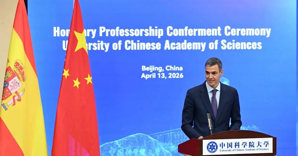 Sánchez busca nuevas inversiones españolas en su visita a Xiaomi en Pekín