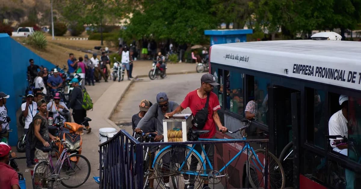 El Ciclobús: La Solución de Transporte en Cuba ante la Crisis del Combustible