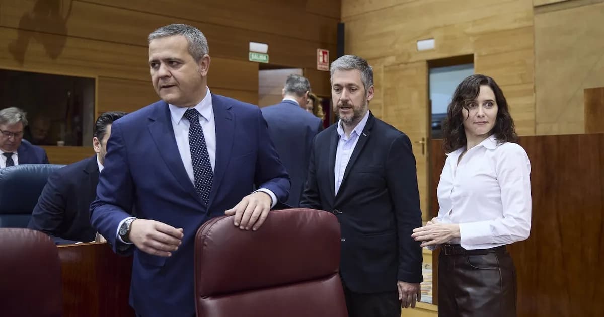 Tensión en Madrid: Acusaciones entre el Gobierno y la Comunidad por regularización de migrantes