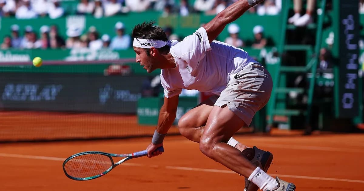 Etcheverry y Carabelli buscan avanzar en el ATP 500 de Barcelona