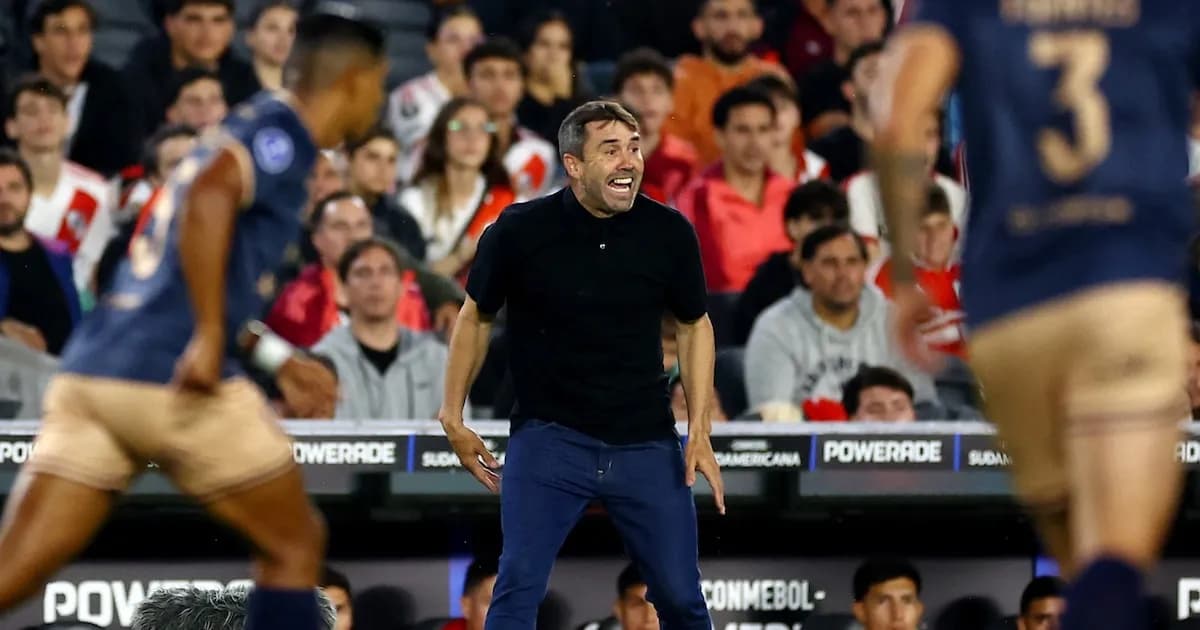 Coudet reflexiona sobre el triunfo ante Carabobo y el Superclásico con Boca