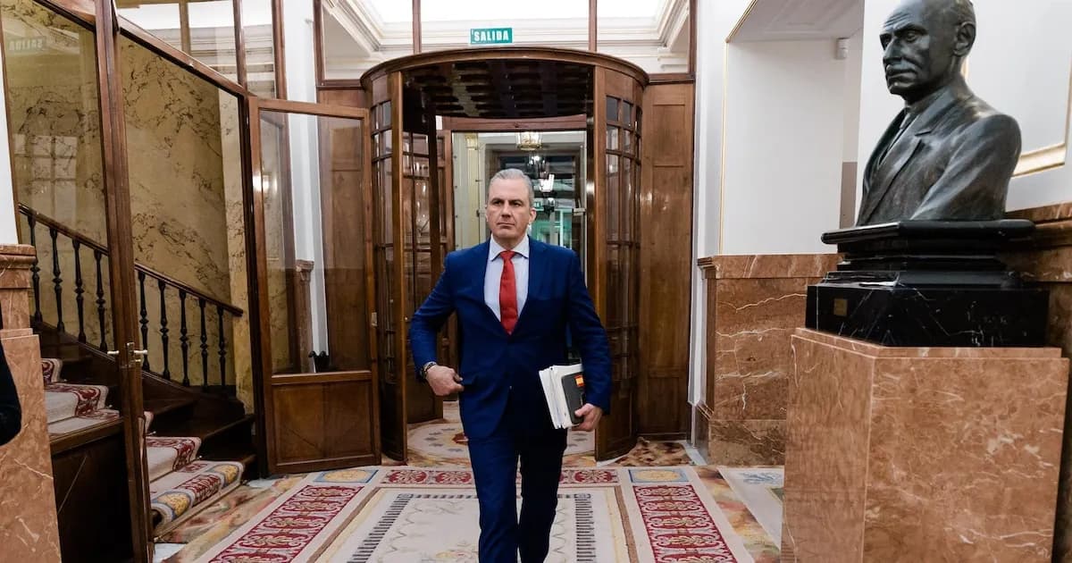 Vox confirma la expulsión de Ortega Smith tras rechazar su apelación final