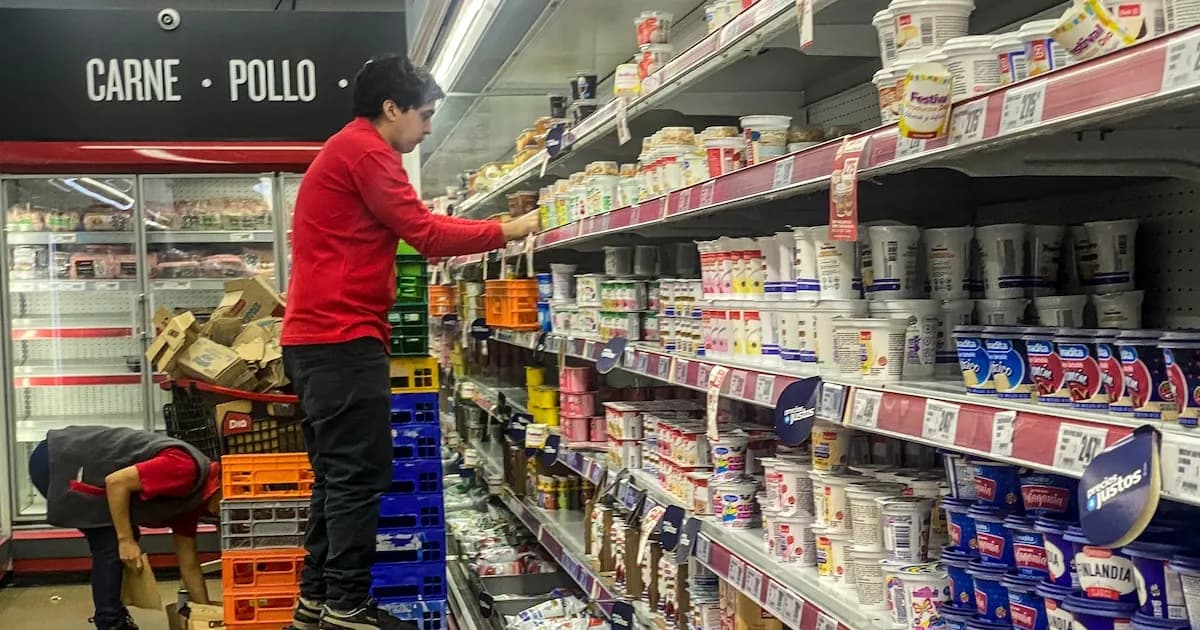 Salarios de repositores en supermercados: nuevo acuerdo salarial para 2026
