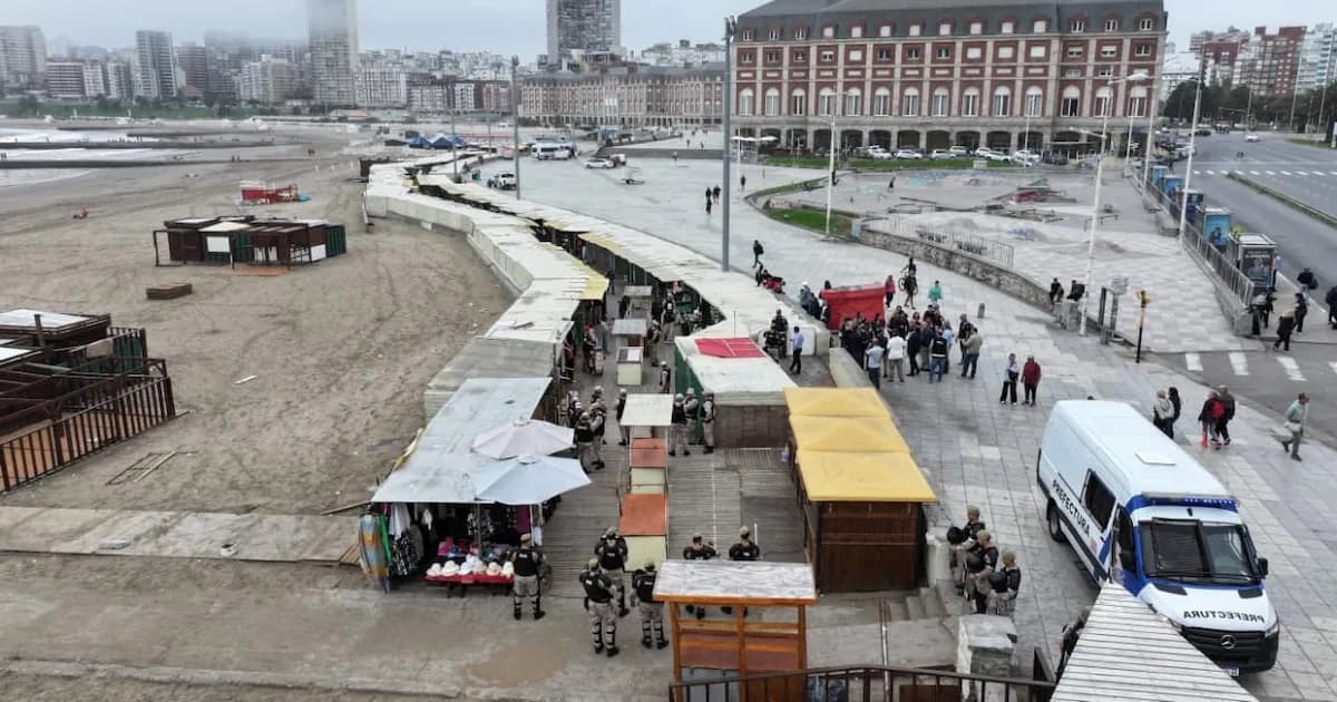 Operativo en Mar del Plata: desmantelan feria y secuestran mercadería por 500 millones de pesos