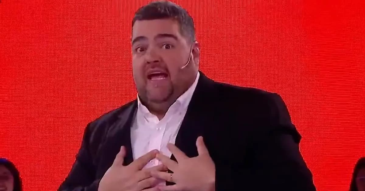 Darío Barassi enfrenta un imprevisto en vivo y se ausenta momentáneamente del programa