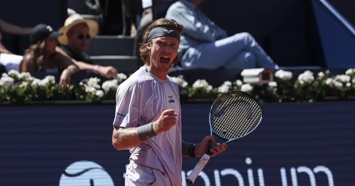Andrey Rublev alcanza su primera final en Barcelona tras superar a Hamad Medjedovic