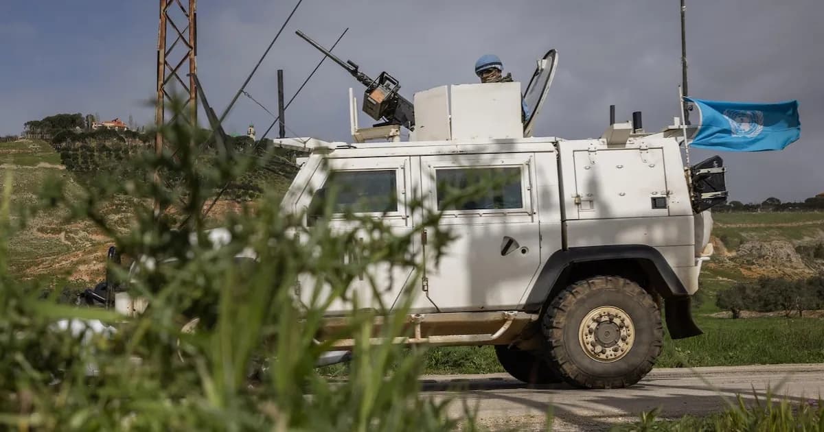Francia repatriará los restos de un militar caído en Líbano tras un ataque atribuido a Hezbolá