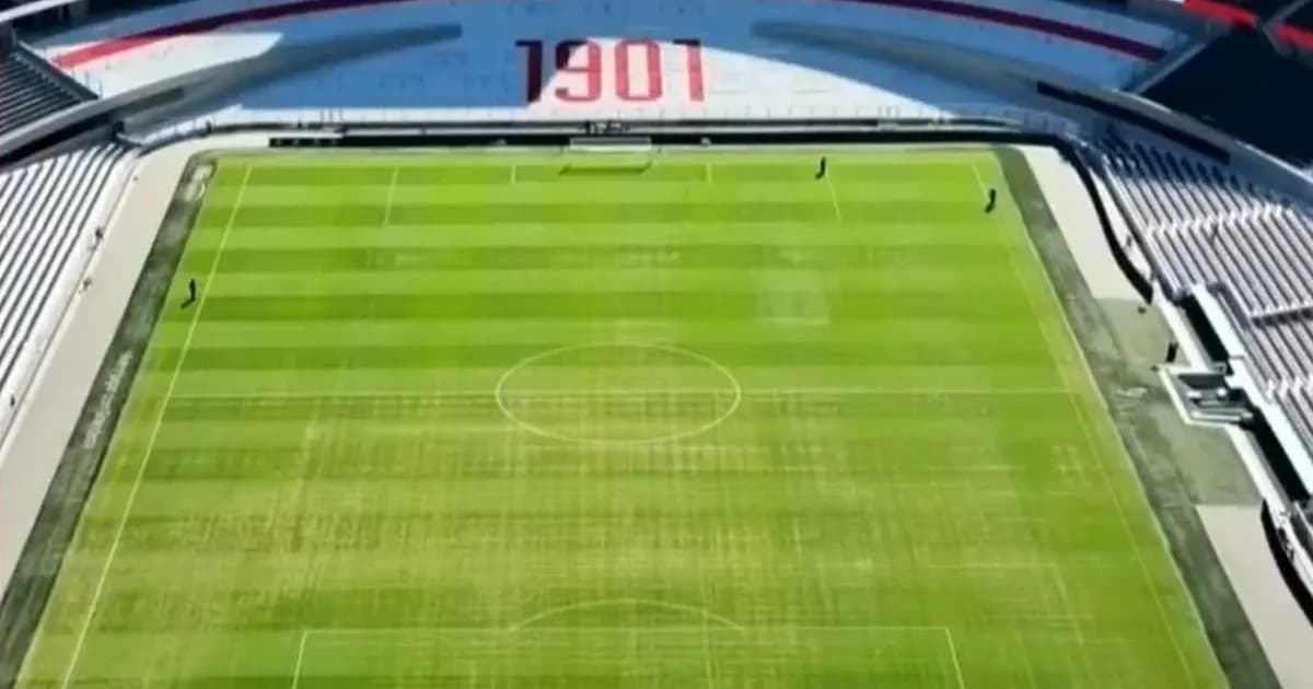 El estado del campo del Monumental genera preocupación antes del Superclásico