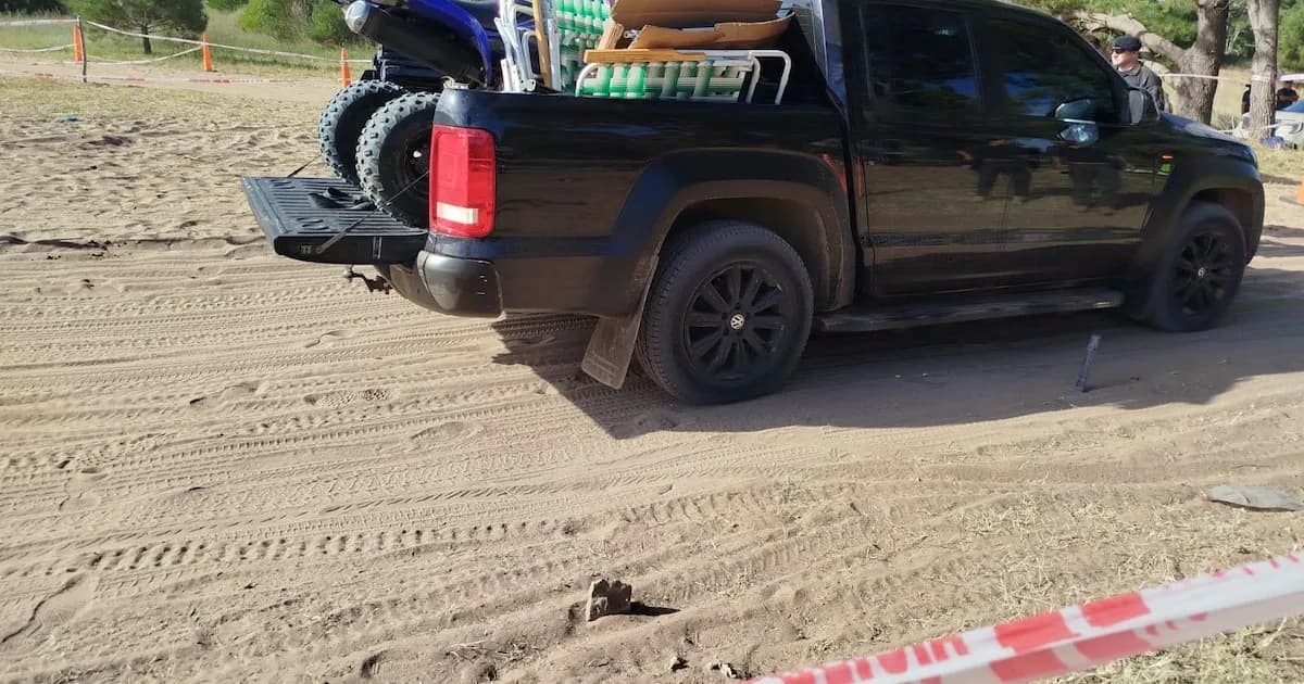 Detienen a joven por poner en riesgo a participantes de una competencia de motos en Villa Gesell