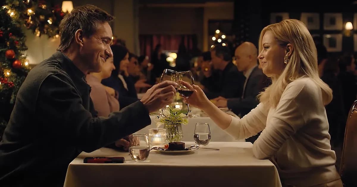 Matthew Macfadyen y Elizabeth Banks brillan en 'The Miniature Wife', una comedia única