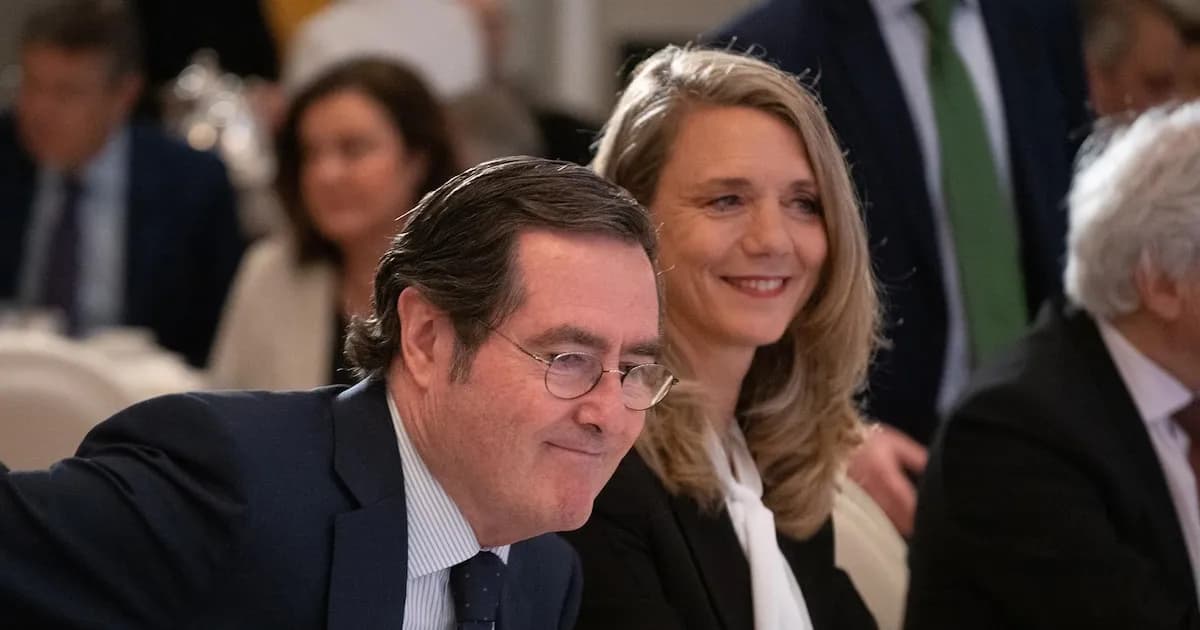 Garamendi respalda la regularización migratoria pero exige controles estrictos