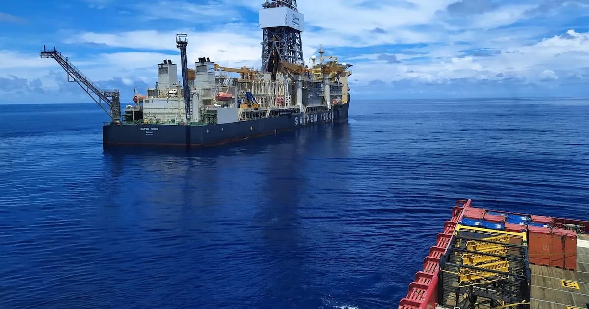 El precio del petróleo supera los USD 100 ante la creciente tensión en Medio Oriente