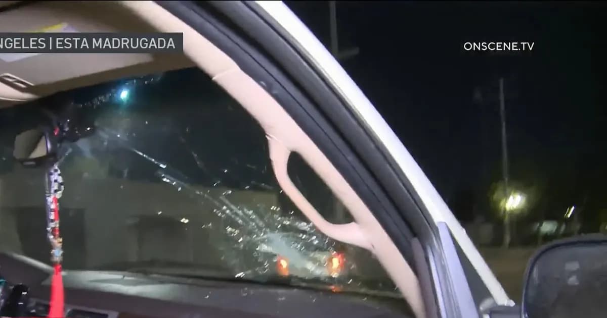 Escenario caótico en la autopista 110 de Los Ángeles: un scooter sin conductor causa accidentes