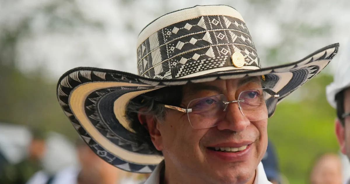 El Ministerio de Educación revive un lapsus de Petro para destacar logros educativos