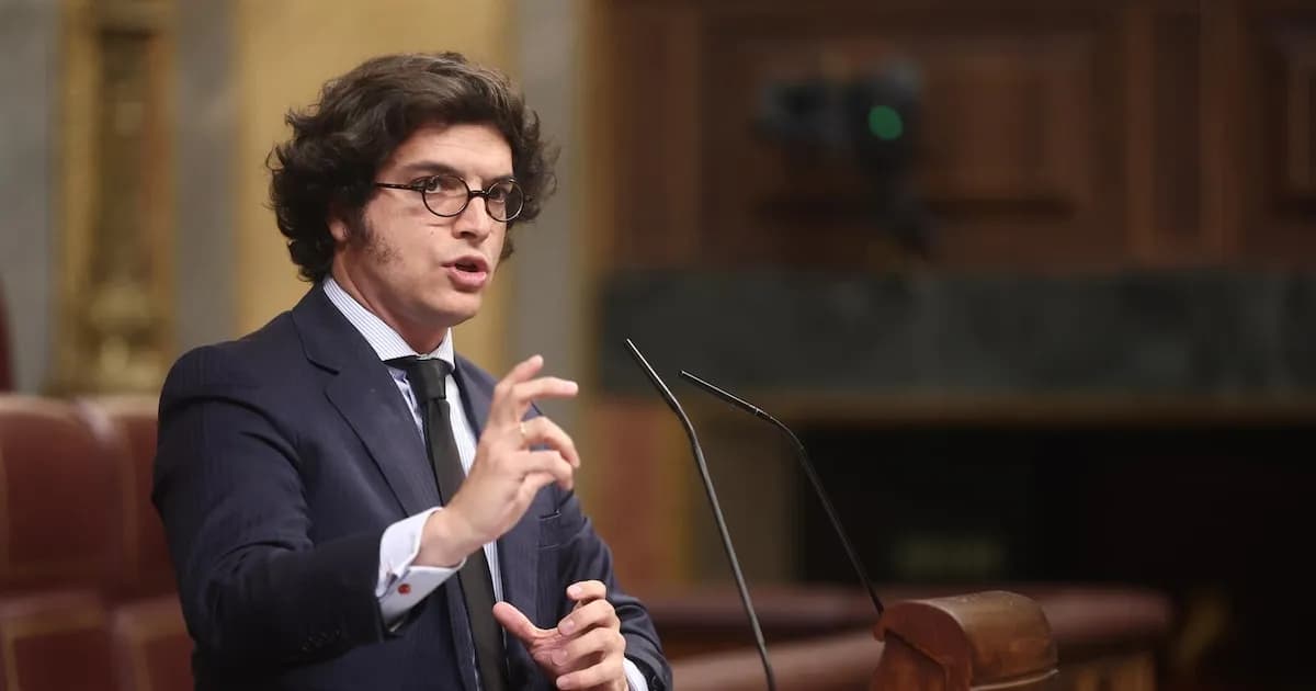 Vox y PP avanzan en negociaciones para un acuerdo de gobierno en Castilla y León