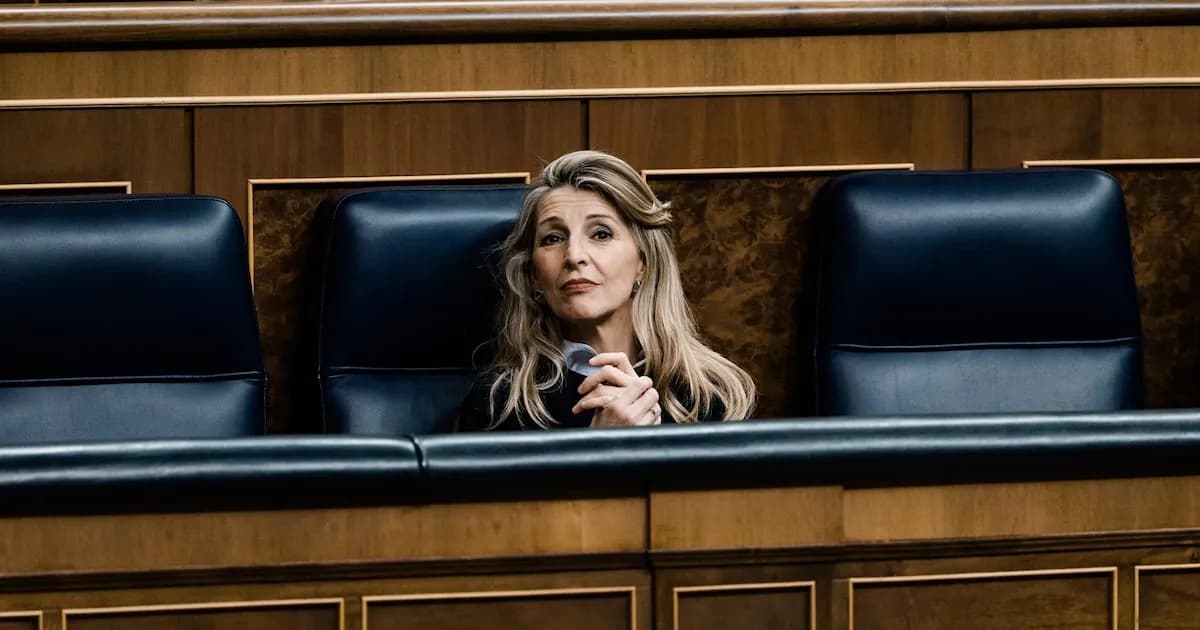 Yolanda Díaz enfatiza la irremplazabilidad del cuidado humano frente a la automatización