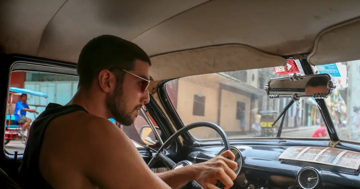 Un noruego en Cuba: un viaje que revela la desilusión de un pueblo en crisis