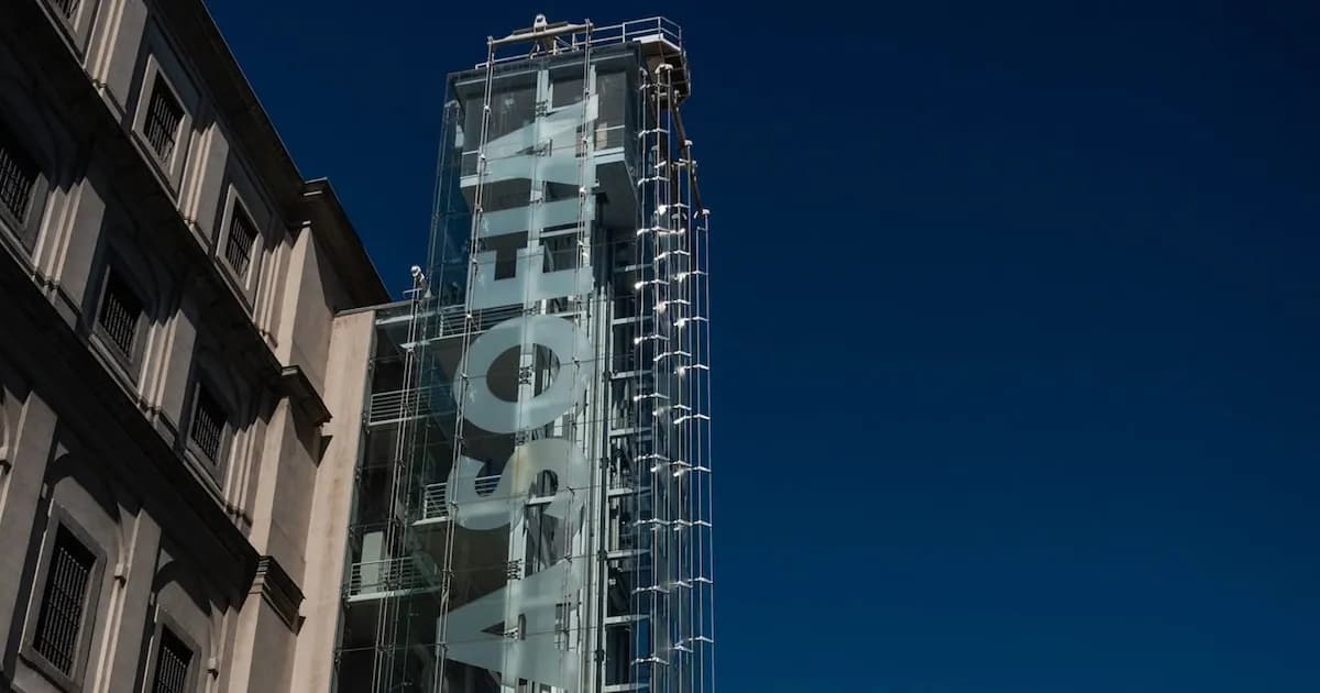 El Museo Reina Sofía cierra la investigación sobre la expulsión de mujeres con banderas israelíes