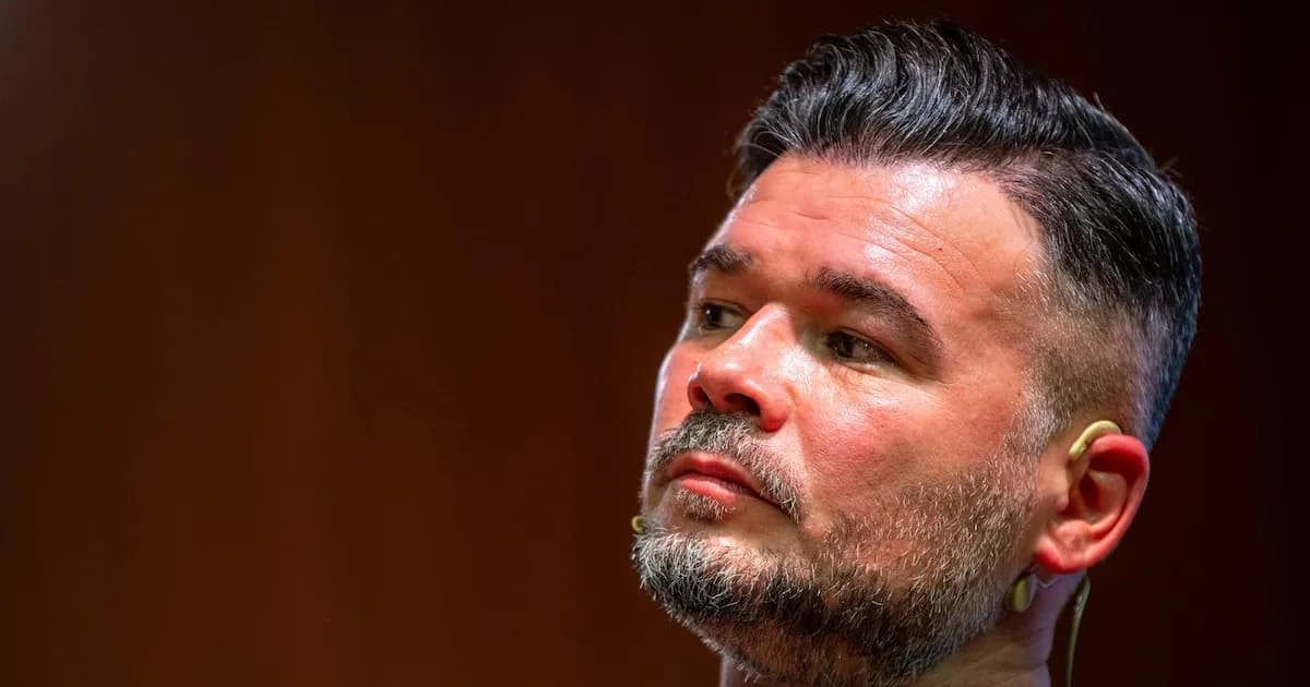 Rufián denuncia una regresión de la derecha independentista que afecta a ERC