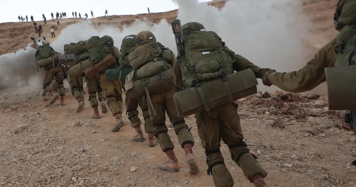 Cuatro soldados israelíes resultan heridos en un accidente en base militar del sur de Israel