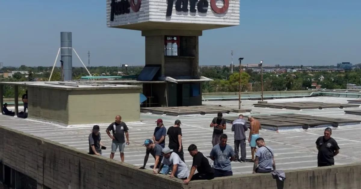 Conflicto en FATE: El Gobierno Bonaerense Presiona para Retomar Negociaciones Laborales