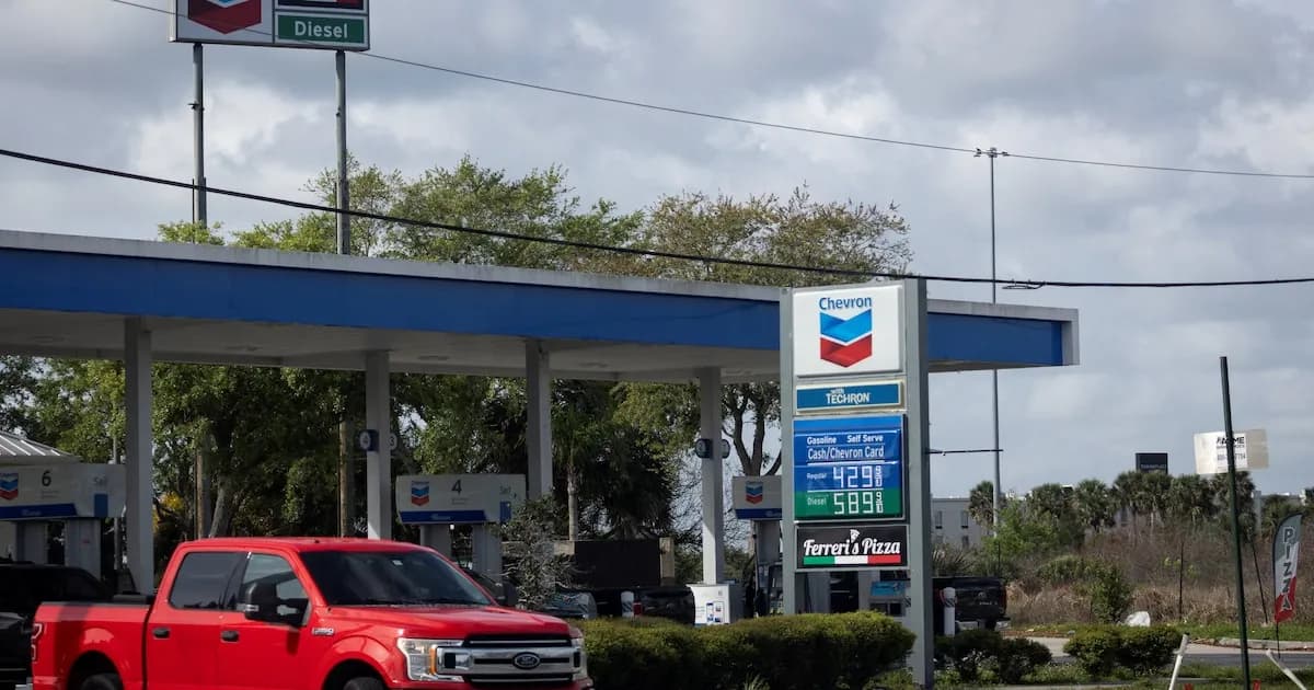 Análisis de la reciente baja en los precios de la gasolina en Florida y su posible repunte