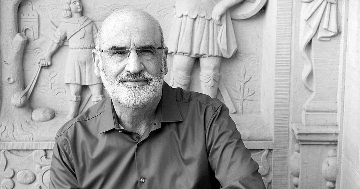 Fernando Aramburu en la Feria del Libro: Una mirada profunda a la historia vasca