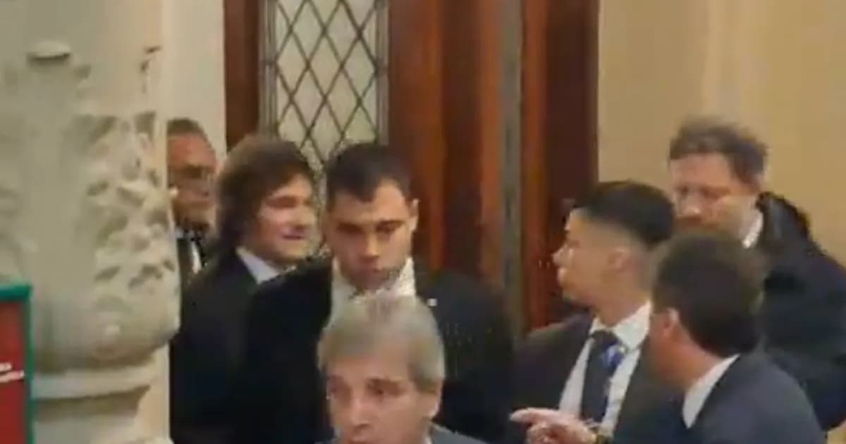 Milei descalifica a la prensa en el Congreso: "Los corruptos son ustedes"