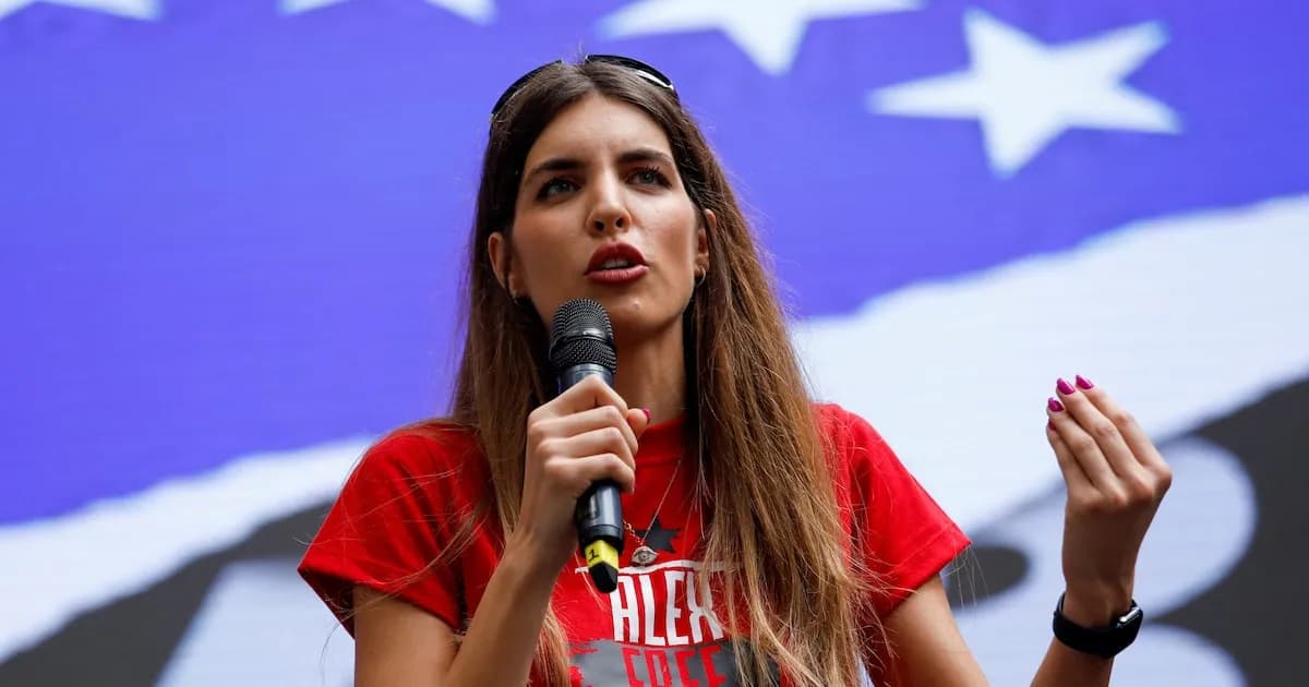 Delcy Rodríguez destituye a Camilla Fabri, esposa del implicado Alex Saab, en reestructuración gubernamental