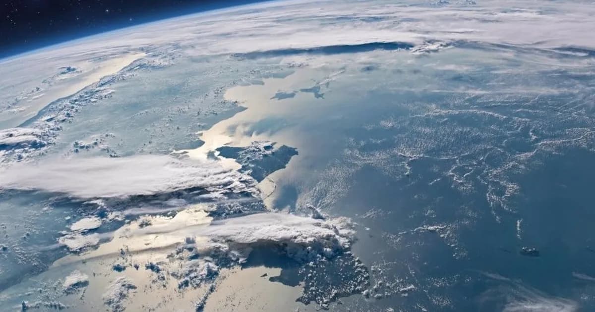 El deshielo polar podría estar prolongando los días en la Tierra