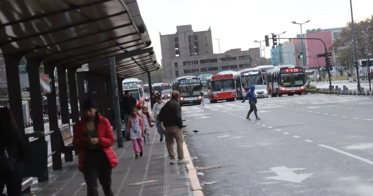 Crisis en el transporte: el Gobierno busca soluciones con empresas de colectivos en emergencia
