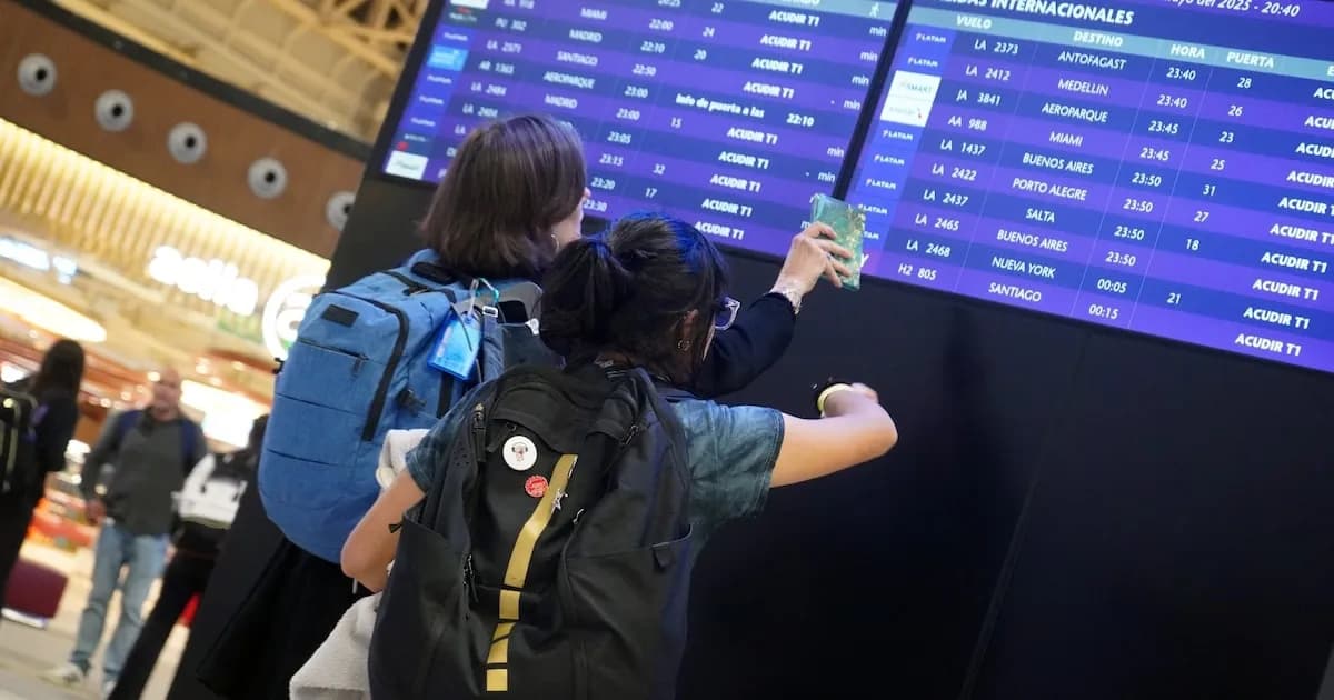 Honduras refuerza controles migratorios con apoyo colombiano ante el aumento del fraude