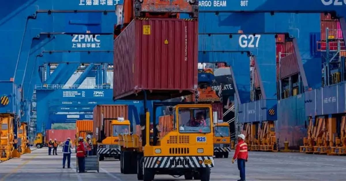 EE.UU. aumenta aranceles al 15% y genera preocupación en exportadores dominicanos