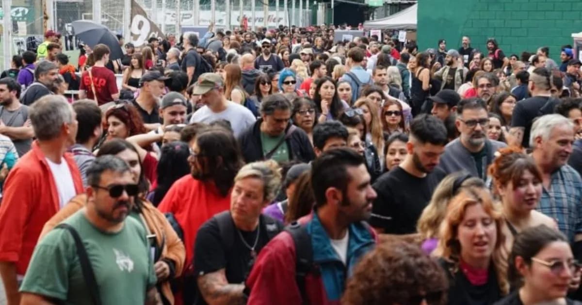 Día del Trabajador: Reivindicaciones laborales marcan actos del 1° de mayo en Argentina