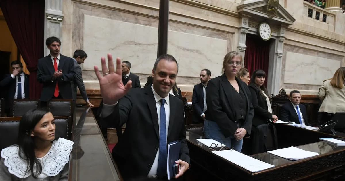 La Libertad Avanza busca reactivar su agenda legislativa tras el informe de Adorni