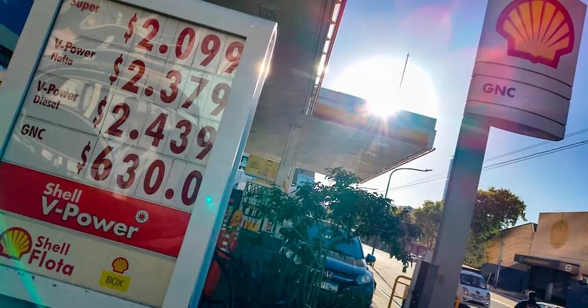 La presión sobre los precios de los combustibles: ventas a la baja y nuevos impuestos en juego