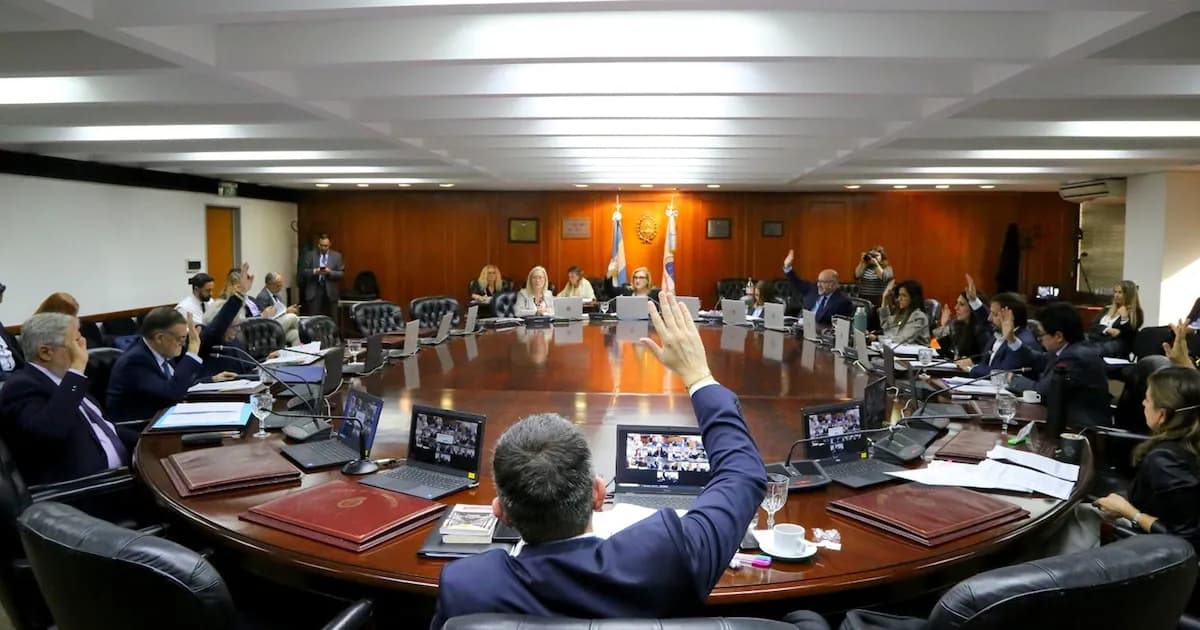 Candidatos para la Cámara Federal: Seis aspirantes para dos posiciones clave en Comodoro Py