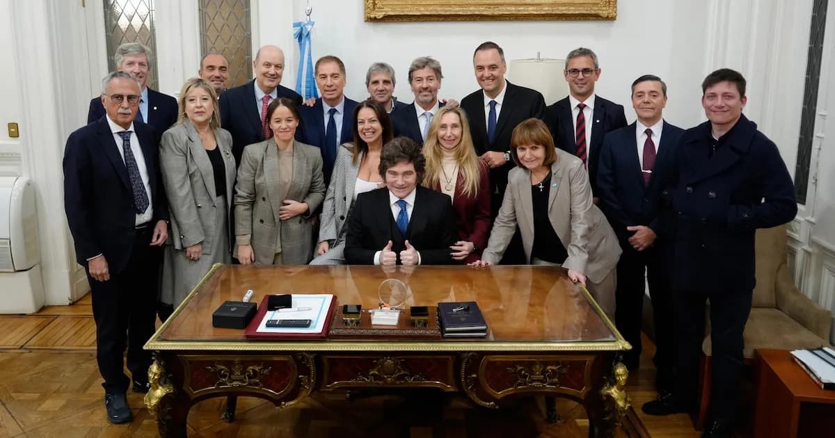Milei refuerza la lealtad en su gabinete mientras la economía sigue sin repuntar