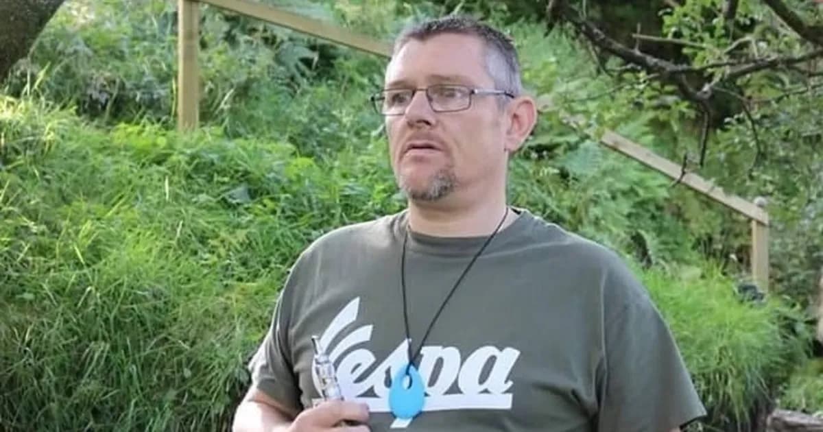 Activista con síndrome de Tourette se disculpa tras incidentes en los BAFTA